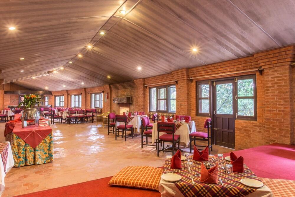 Godavari Village Resort Lalitpur Dış mekan fotoğraf